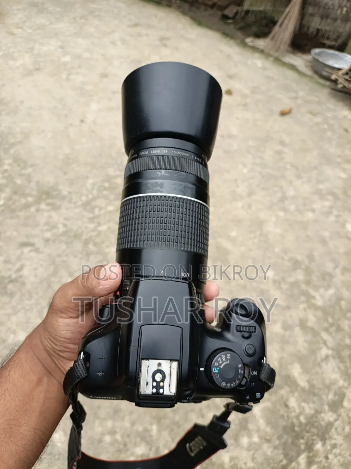 Canon 1300D Camera