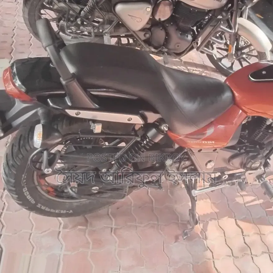 Bajaj Avenger 160 Stock Backrest