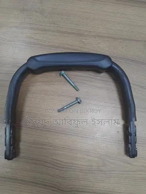 Bajaj Avenger 160 Stock Backrest