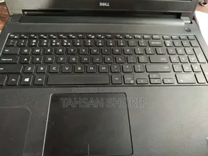 Laptop Dell Inspiron 5559 4GB Intel Core i5 HDD+SSD 1TB