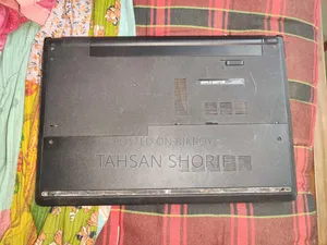 Laptop Dell Inspiron 5559 4GB Intel Core i5 HDD+SSD 1TB