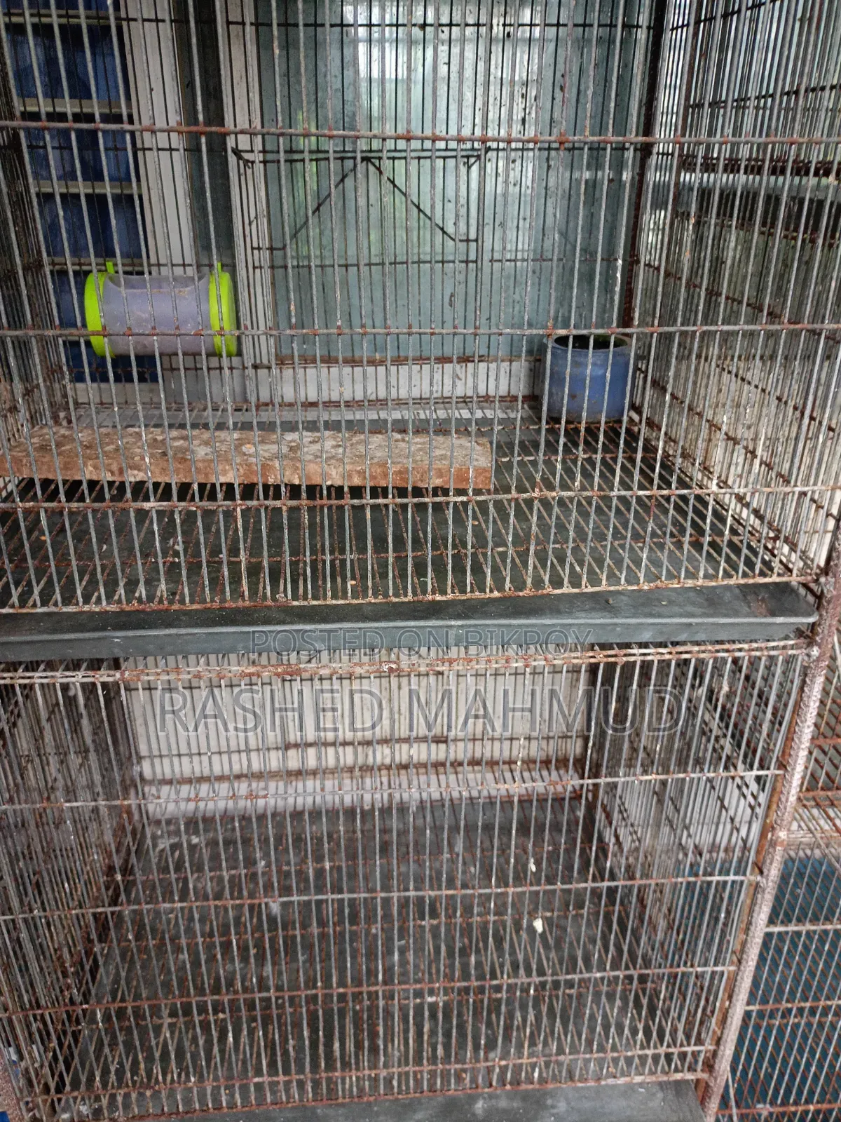 কবুতরের খাঁচা