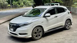 হন্ডা ভেজেল ১.৫ হাইব্রিড টু ডব্লিউডি ২০১৪ পার্ল