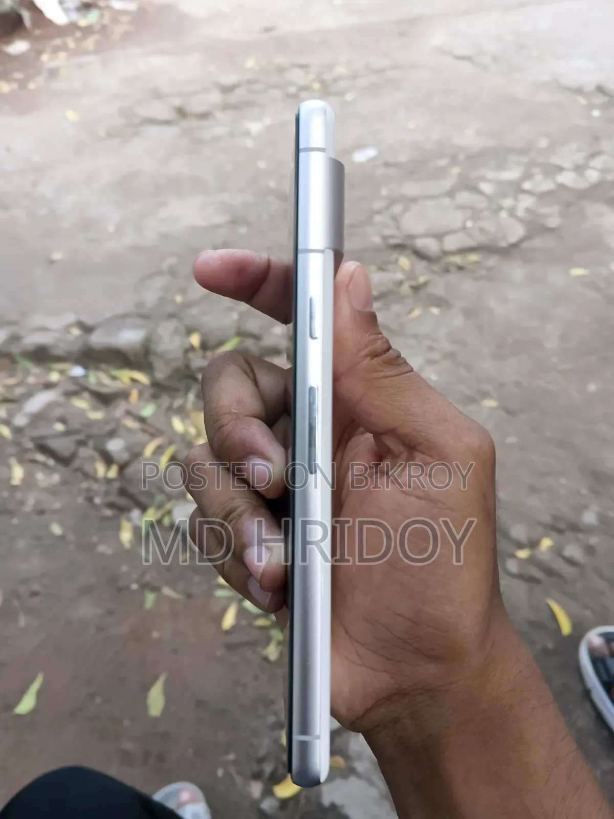 নতুন গুগল পিক্সেল ৭ ১২৮ জিবি হোয়াইট