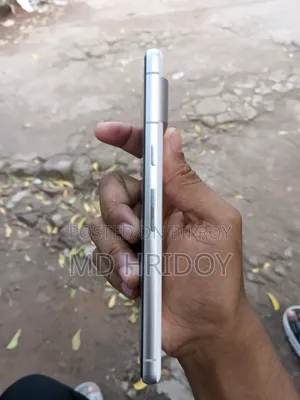 নতুন গুগল পিক্সেল ৭ ১২৮ জিবি হোয়াইট