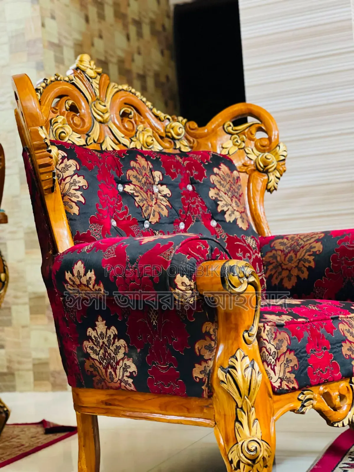 সেগুন কাঠের ৬ সিটের সোফা টেবিল সহ