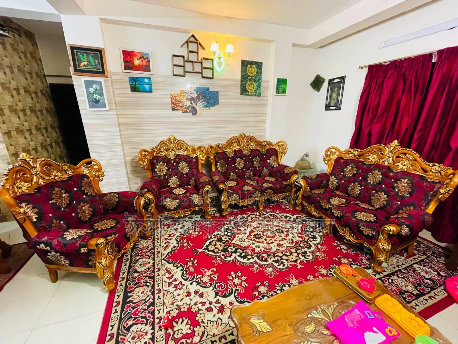 সেগুন কাঠের ৬ সিটের সোফা টেবিল সহ