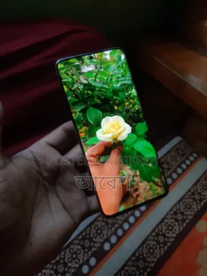 স্যামসাং গ্যালাক্সি এস২০ ১২৮ জিবি সাদা