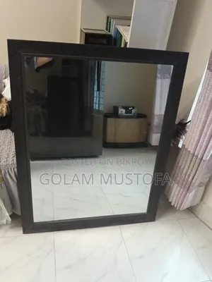 এন্টিক আয়না