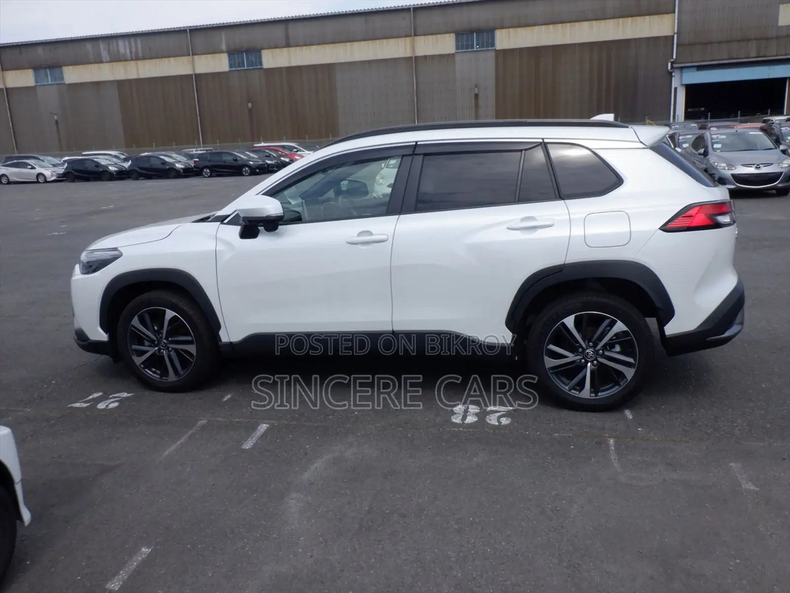 Toyota Corolla Cross 2023 Pearl
