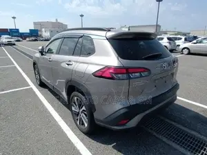 Toyota Corolla Cross 2022 Brown