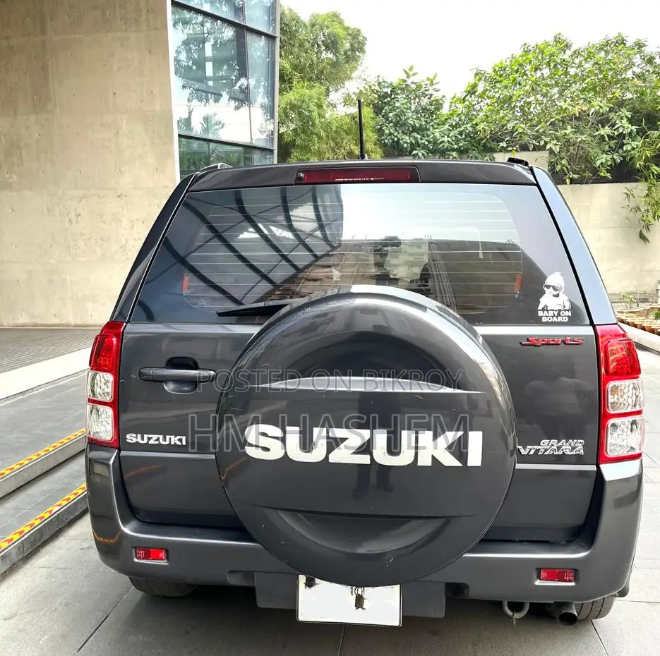 Suzuki Grand Vitara 2011 Gray