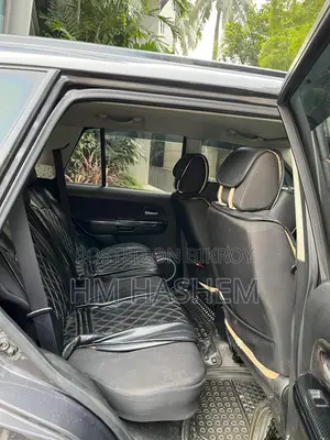 Suzuki Grand Vitara 2011 Gray