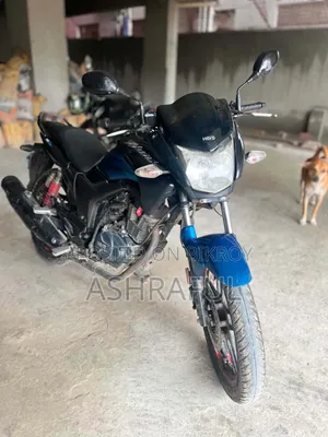 Hero Hunk 2022 Black