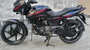 Bajaj Pulsar 150 2018 Black
