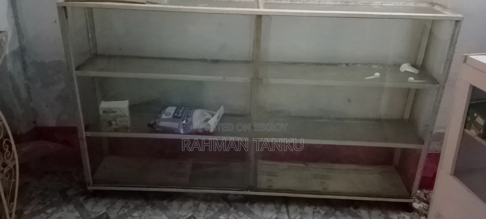 A Glass Showcase 7'/4' feet