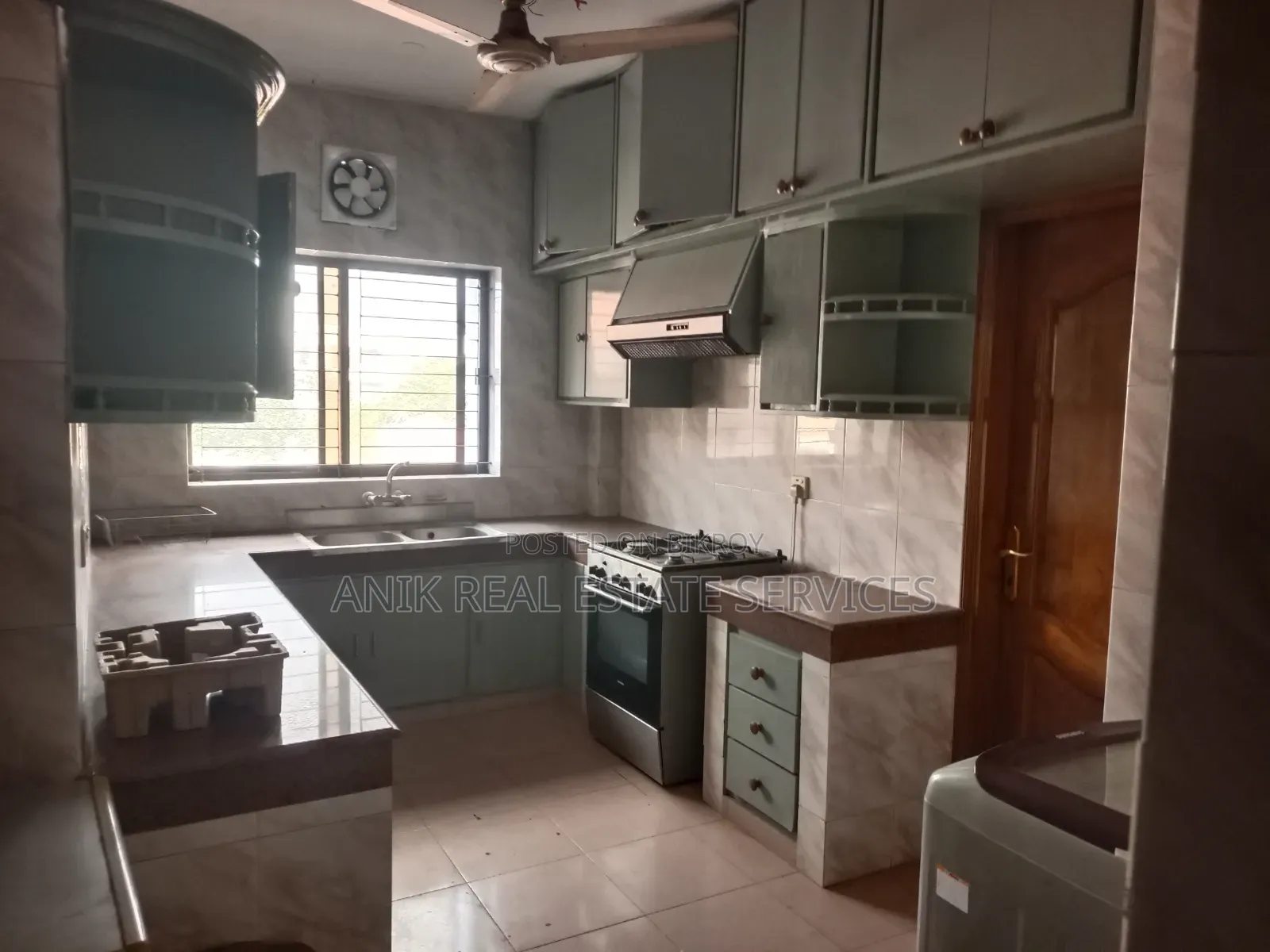 3000 Square Feet Office Space Rent for Gulshan 2