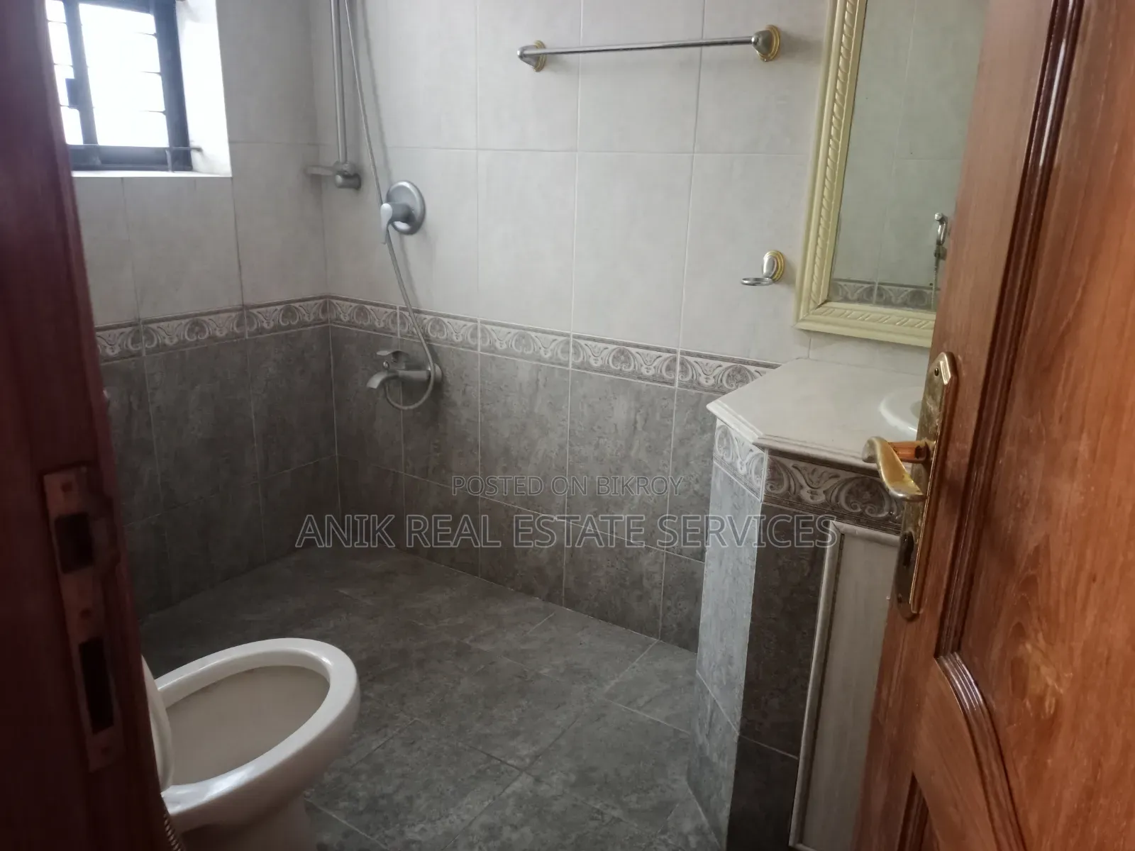 3000 Square Feet Office Space Rent for Gulshan 2