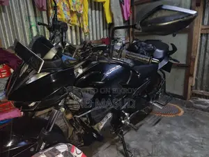 New Hero Xtreme 125R 2025 Beige