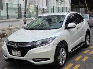 হোন্ডা ভেজেল ১.৫ ফোর ডব্লিউডি ২০১৪ পার্ল