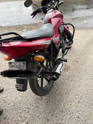রানার বুলেট ১০০ ২০১২ রেড