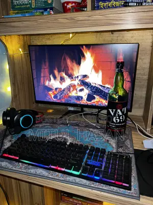 Desktop Computer MSI AG240 2PE 16GB AMD Ryzen 5 SSD 512GB