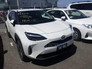 Toyota Yaris Cross 2021 Pearl