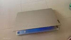 Laptop Lenovo IdeaPad 1 4GB Intel SSD 256GB