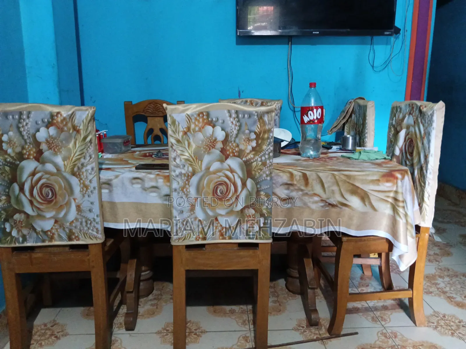 Dinning Table