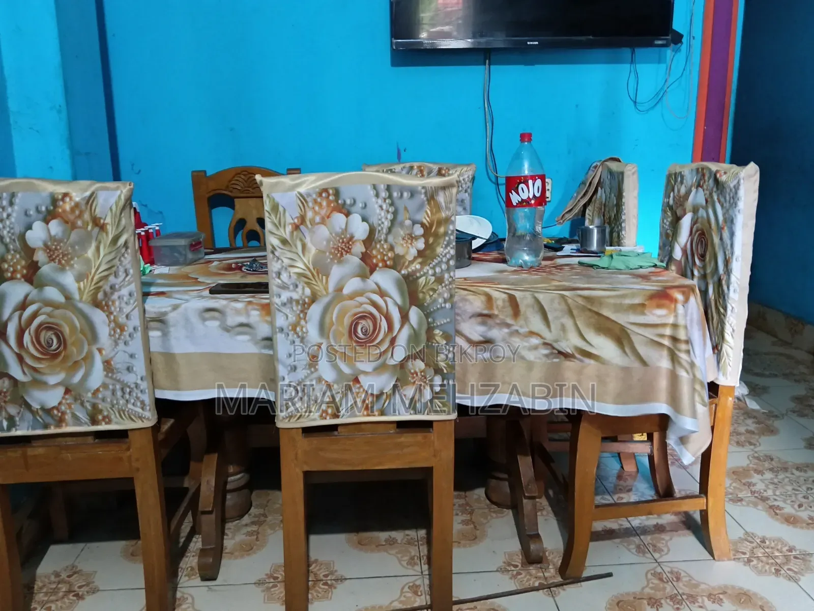 Dinning Table