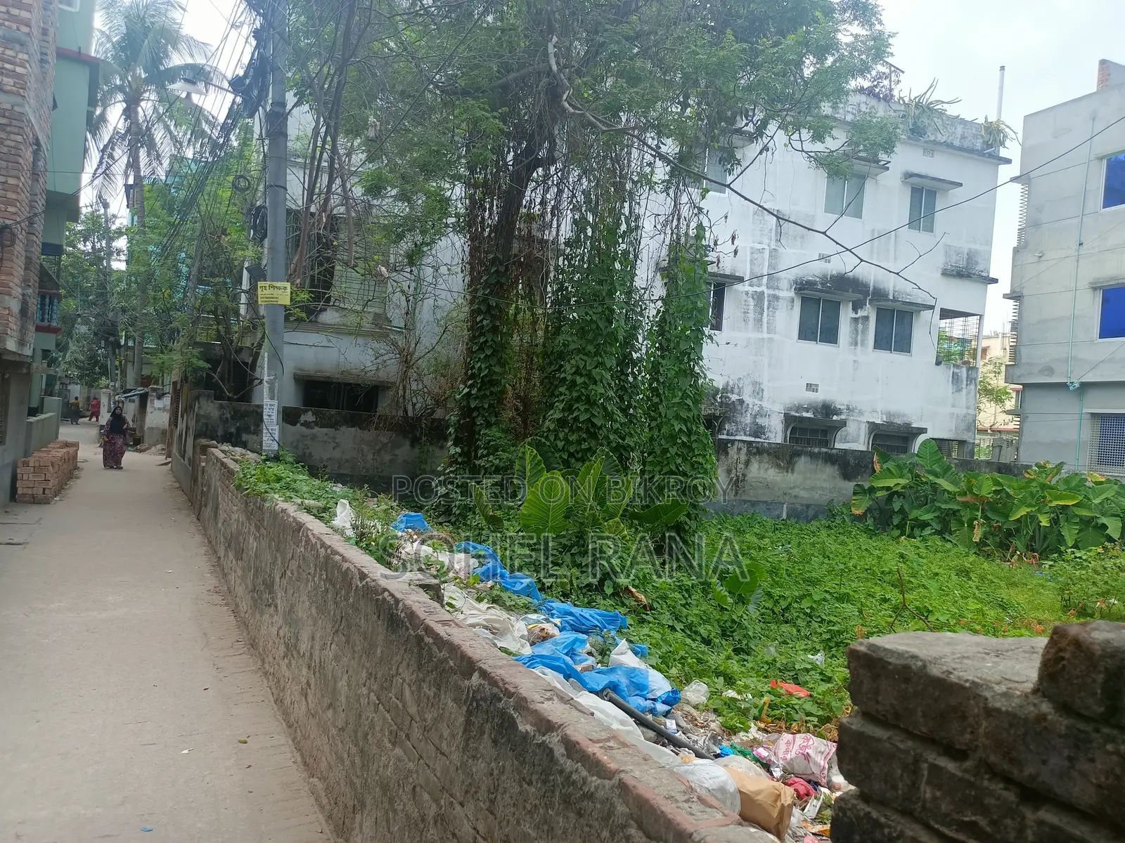 সুন্দর ও আকর্ষণীয় জমি বিক্রয় করা হবে রাজশাহীতে।