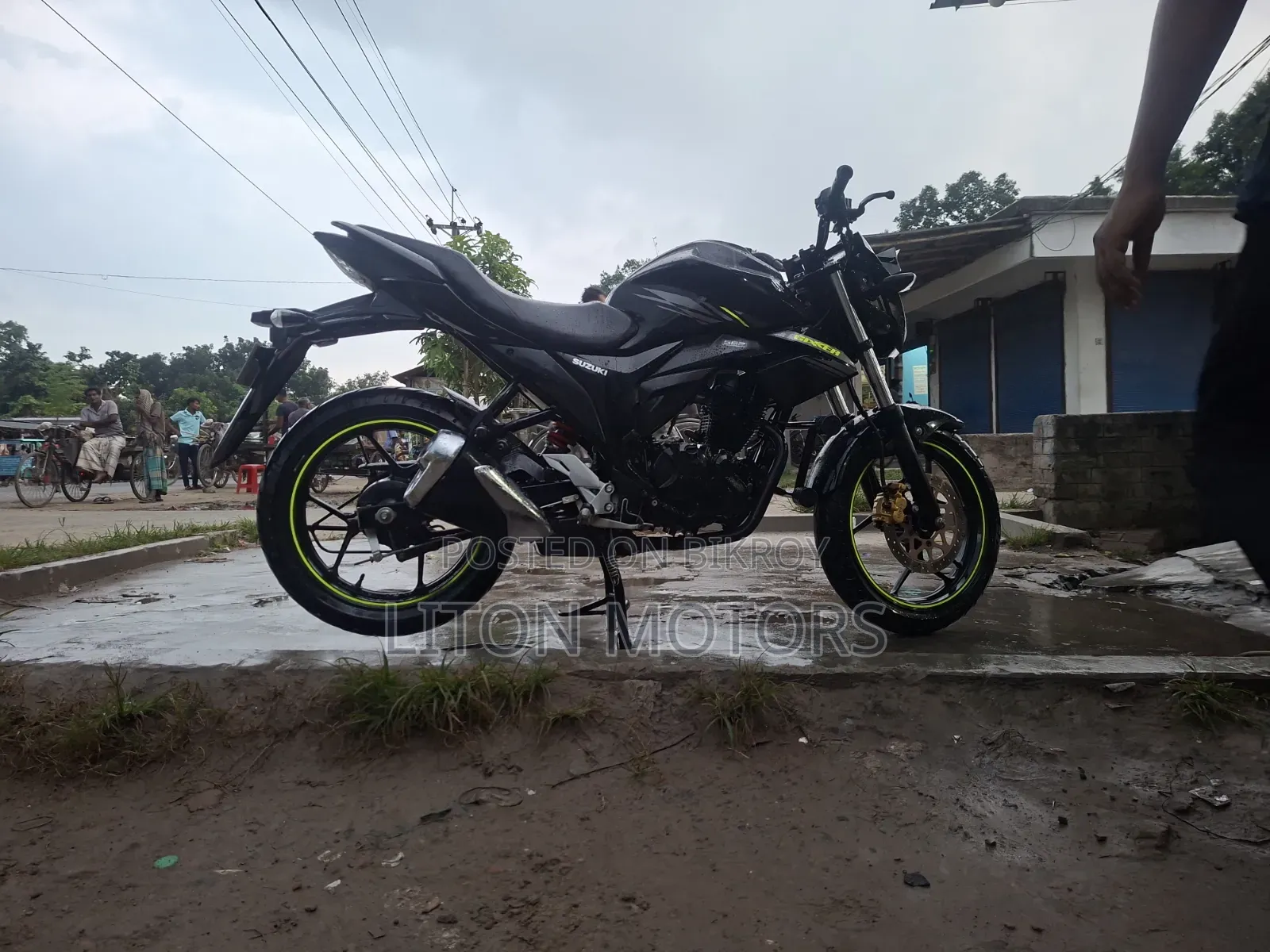 Suzuki Gixxer 2025 Black