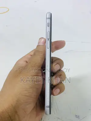 Apple iPhone 6s 32 GB Gray