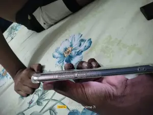 নতুন রিয়েলমি ৫ ৬৪ জিবি লাল