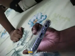 নতুন রিয়েলমি ৫ ৬৪ জিবি লাল