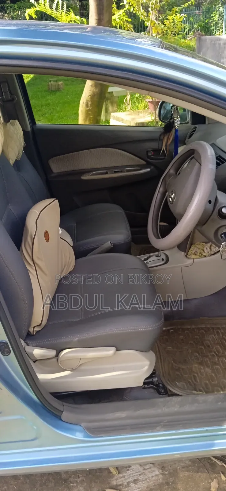 Toyota Belta 2011 Blue