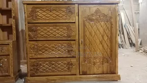 চিটাগাং সেগুন কাঠের ওয়ারড্রব