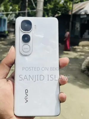 ভিভো ওয়াই৪০০ প্রো ১২৮ জিবি সাদা