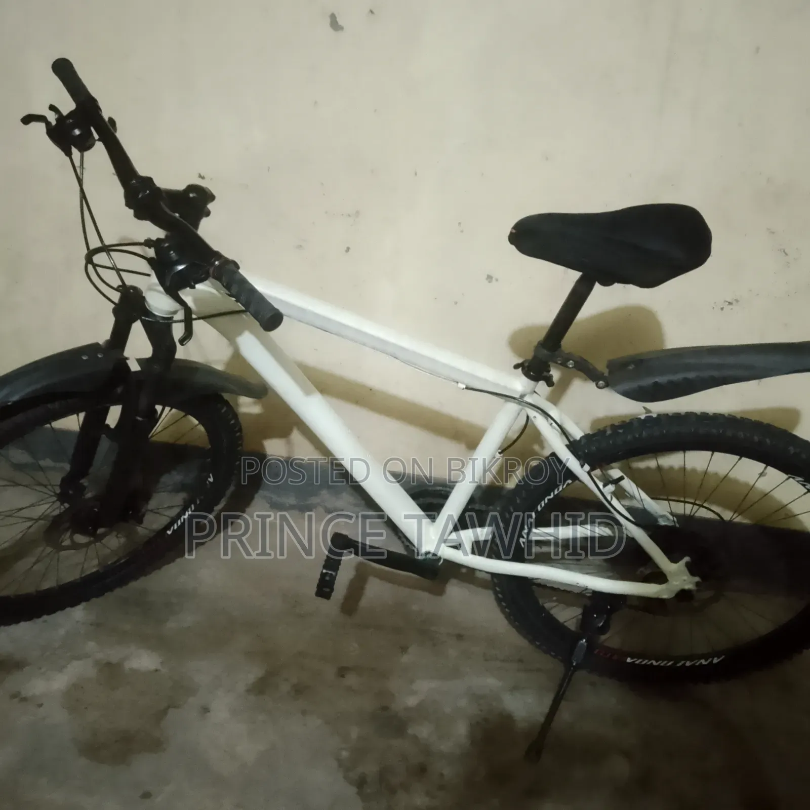 এমটিবি বাইসাইকেল ২৬ ইঞ্চি (কাস্টম পেইন্টেড ম্যাট ব্ল্যাক অ্যান্ড হোয়াইট)