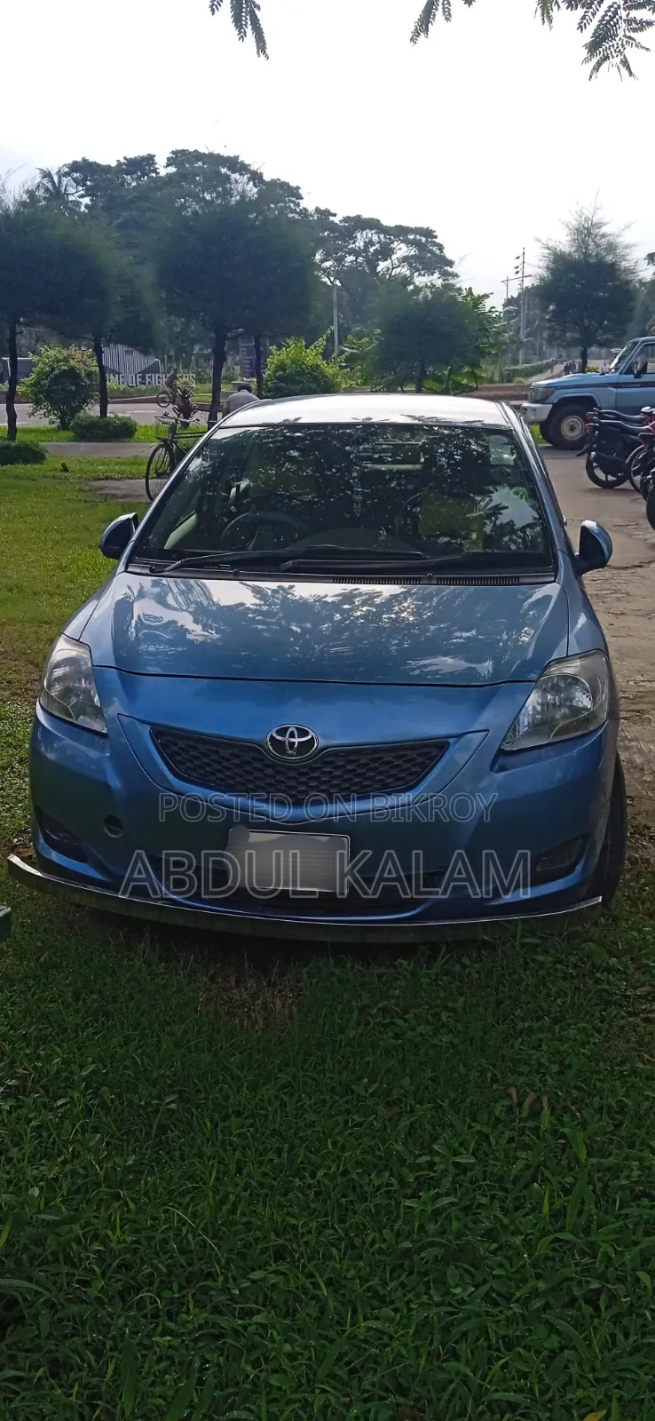 Toyota Belta 2011 Blue
