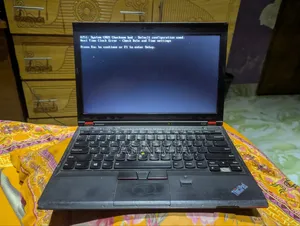 Laptop Lenovo ThinkPad X230 4GB Intel Core i5 eMMC 350GB
