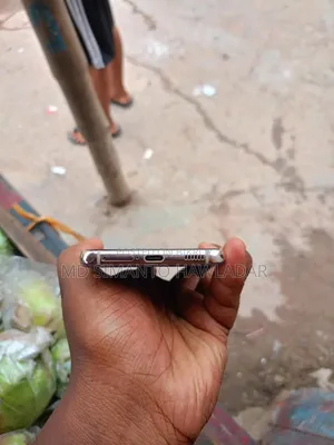 স্যামসাং গ্যালাক্সি এস২১ ৫জি ২৫৬ জিবি পার্পল