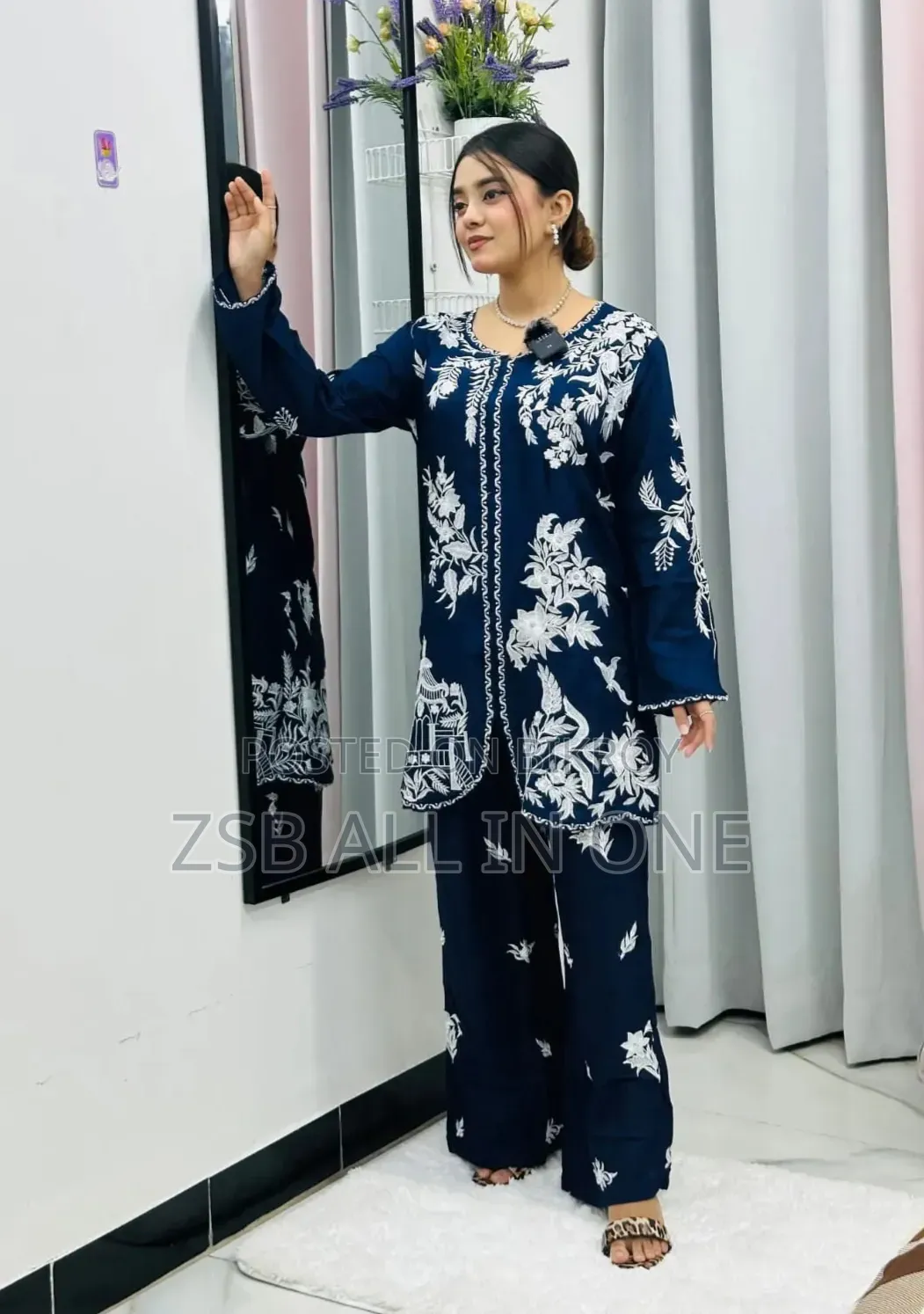 প্রিমিয়াম কোয়ালিটি এমব্রয়ডারি টু-পিস