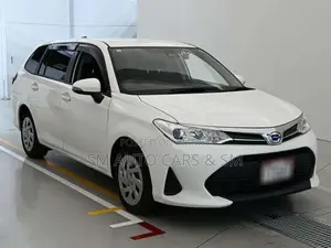 Toyota Corolla Fielder 2021 White