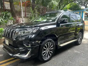 Toyota Land Cruiser Prado 2019 Black