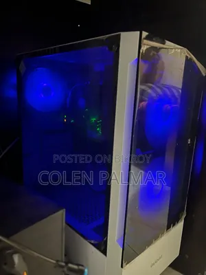 Desktop Computer Gigabyte 8GB AMD Ryzen 7 SSHD+SSD 256GB