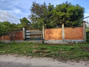 ৩ কাঠা কম বাজটে সরকারি  চাকরি জীবি ২৯ নং সেক্টরে।