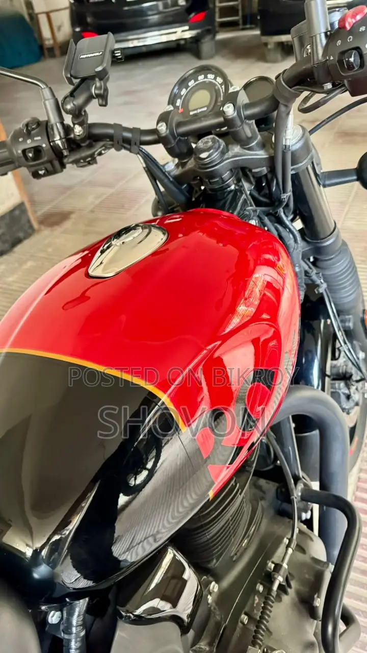 Royal Enfield Hunter 350 2025 Red
