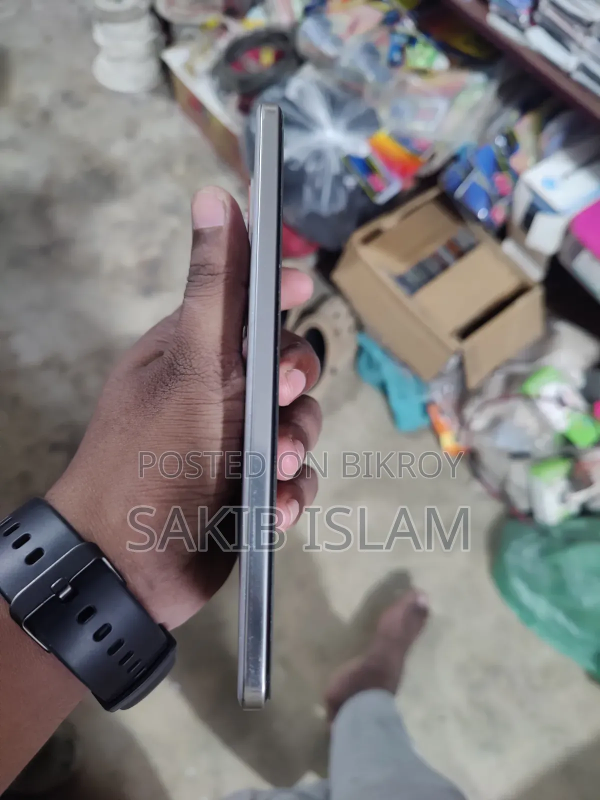 রিয়েলমি পি৩ আল্ট্রা ২৫৬ জিবি গোল্ড