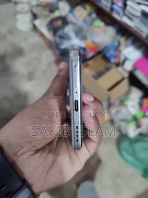 রিয়েলমি পি৩ আল্ট্রা ২৫৬ জিবি গোল্ড